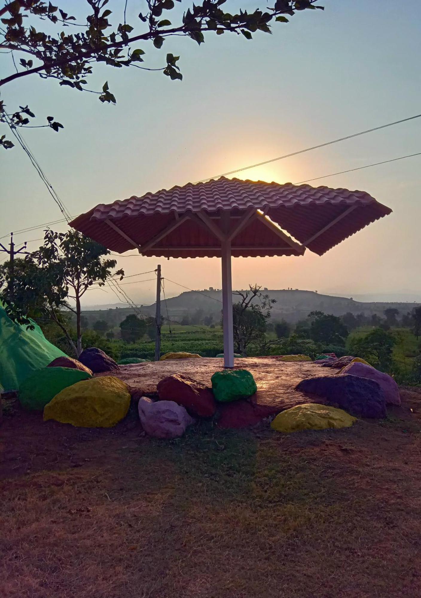 Veera Farmhouse,Villa Kolhapur Luaran gambar